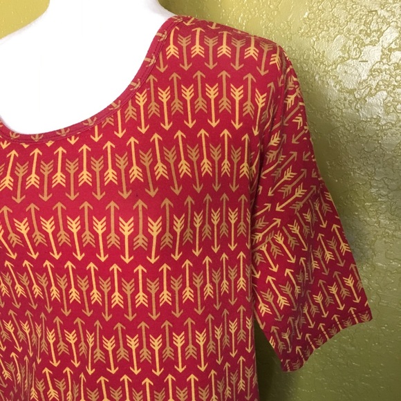 Lularoe | Arrow Print Half Solid Tunic - Picture 2 of 4